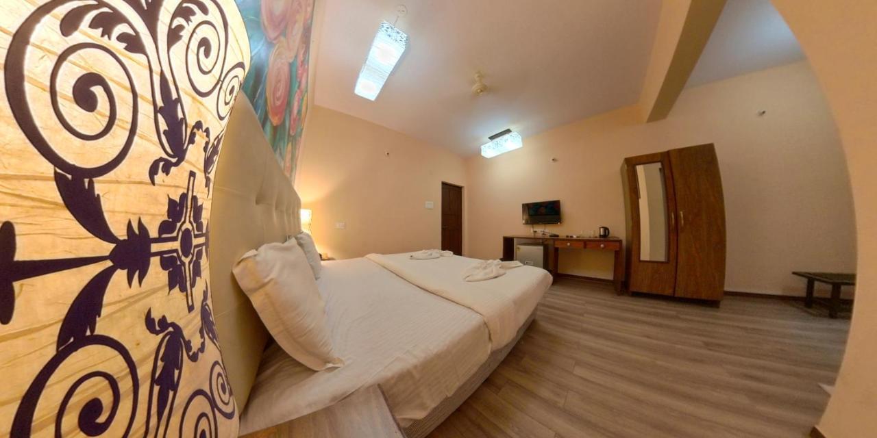 Resort Martins Siesta , A Portuguese Heritage Resort In Calangute Арпора Екстериор снимка